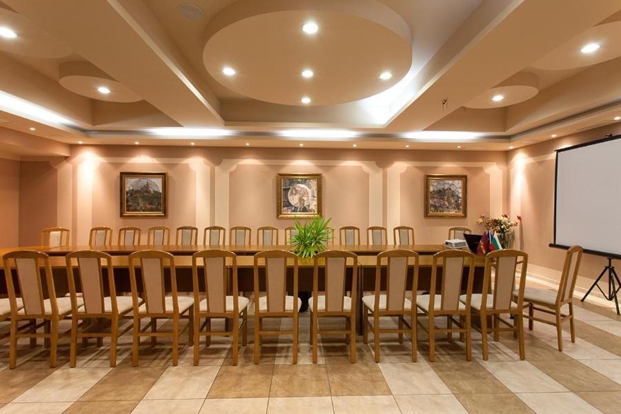 Hotel Panorama Veliko Tărnovo Esterno foto