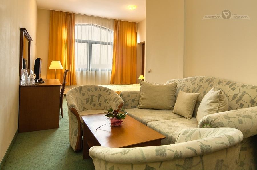 Hotel Panorama Veliko Tărnovo Esterno foto