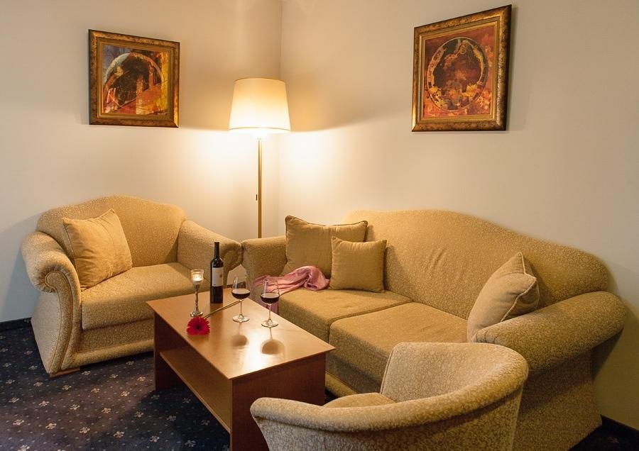 Hotel Panorama Veliko Tărnovo Esterno foto